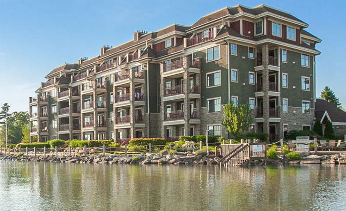 Bakers Acres Motel and Cottages (Waterfront Inn, Tamarack Lodge, Bakers Acres) - Tamarack Lodge Of Traverse City (newer photo)